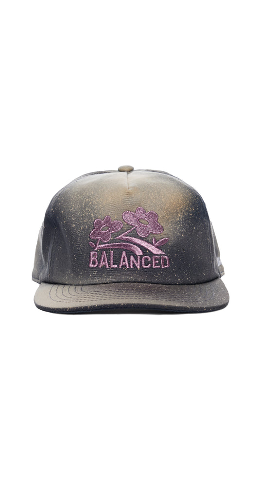 BALANCED FLOWER CAP GREY